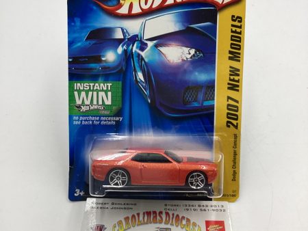 2007 Hot Wheels New Models #1 Dodge Challenger Concept Orange Card Not Perfect 46A Fashion